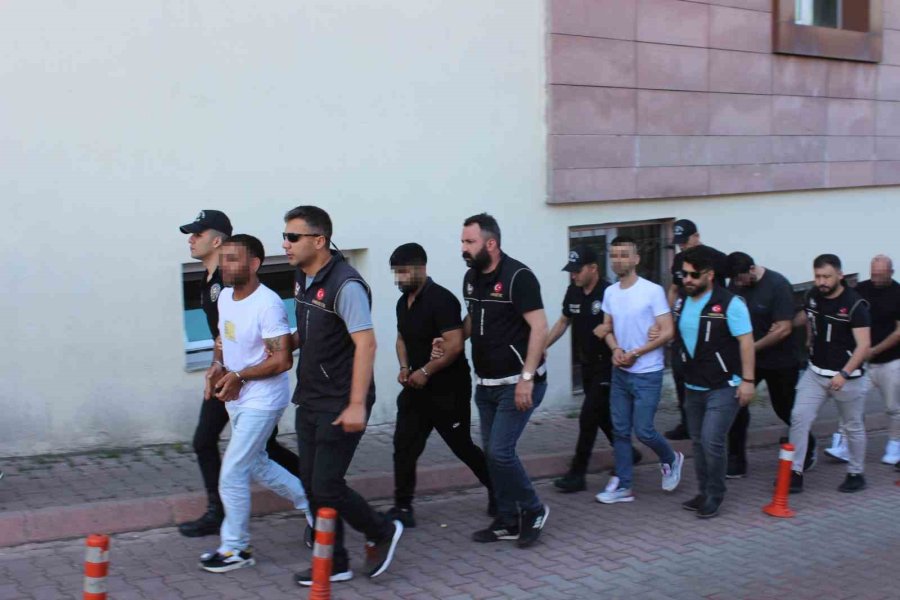 Midelerinde Uyuşturucu Ticareti Yapan Şahıslar Adliyede