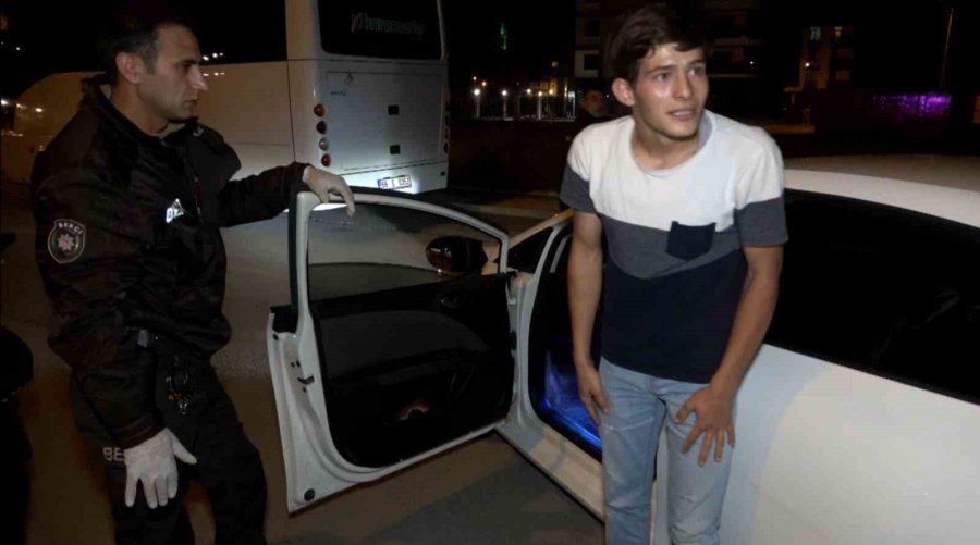 Annesi Doğum Yapacak Sürücünün Heyecanı Polisleri Korkuttu