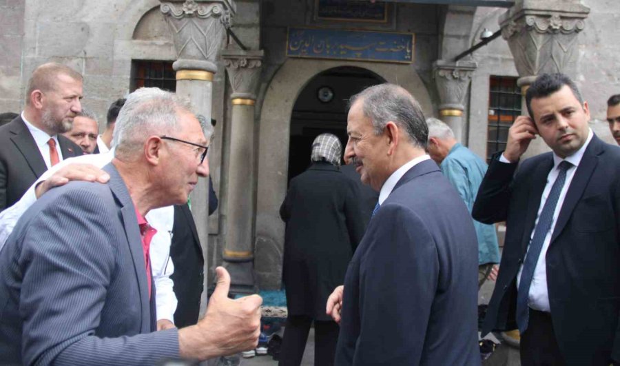 Bakan Özhaseki: "850 Bin Bağımsız Birim Yapmak Durumundayız"