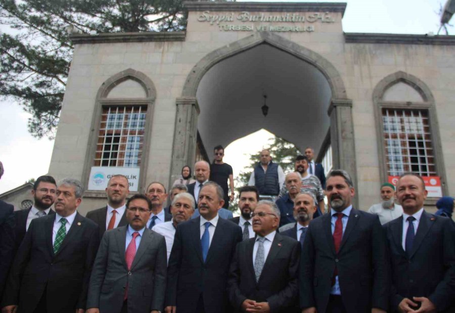 Bakan Özhaseki: "850 Bin Bağımsız Birim Yapmak Durumundayız"