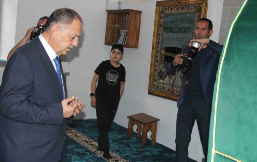 Bakan Özhaseki: "850 Bin Bağımsız Birim Yapmak Durumundayız"