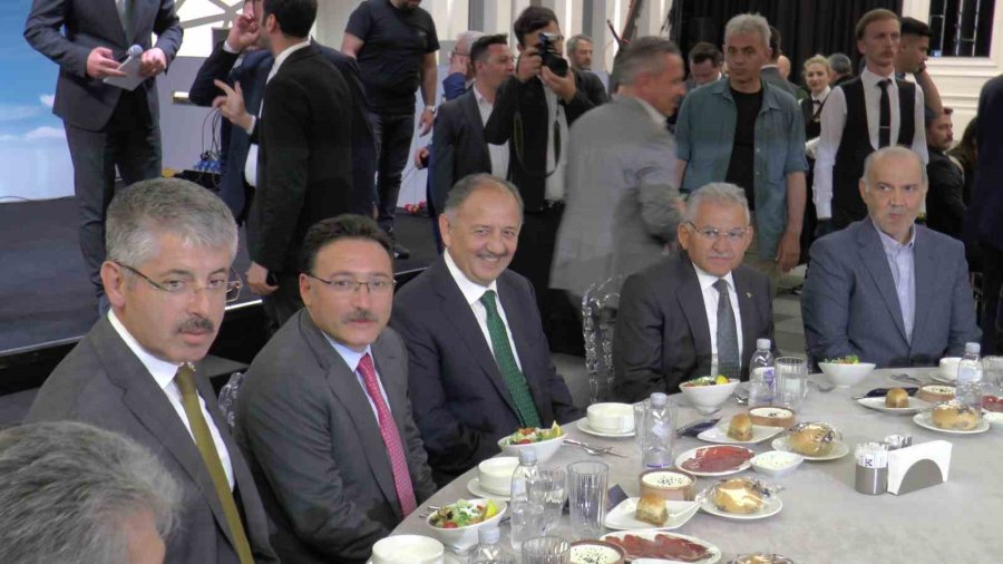 Bakan Özhaseki: “geliştirilen Formüller İle Deprem Bölgesindeki Konut Teslimleri Hızlanacak”