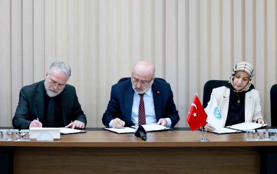 Kayü’de ‘öğrenci Ve Mezun Öğrenci İstihdamını Sağlamaya Yönelik İşbirliği Protokolü’ İmzalandı