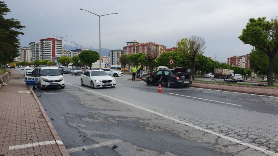 Kayseri’de Trafik Kazası: 3 Yaralı