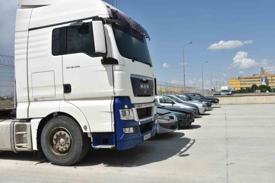 240 Milyonluk Vurgun Yapmaya Çalışan Uluslararası Kaçakçılara Darbe