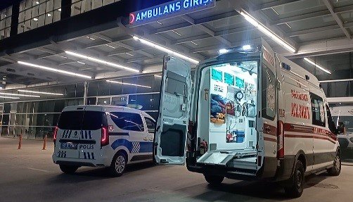 Kız Arkadaşını Eve Kabul Etmeyen Annesini Darp Ederek Hastanelik Etti