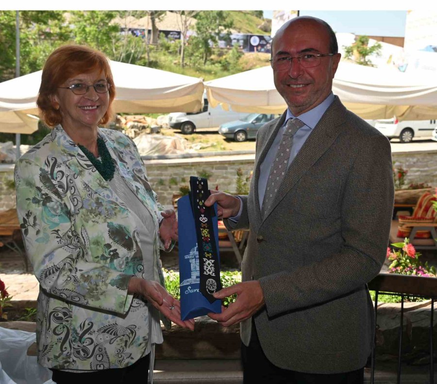 Başkan Pekyatırmacı Bosna Hersekli Kursiyerleri Sille’de Ağırladı