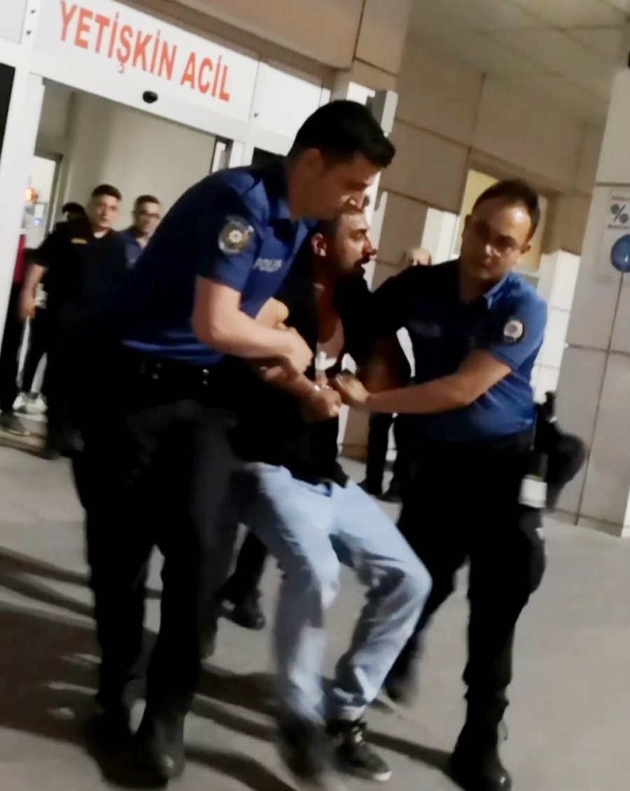 Alıkoyduğu Kadını Darp Eden Alkollü Ve Ehliyetsiz Sürücü Polise Ecel Teri Döktürdü