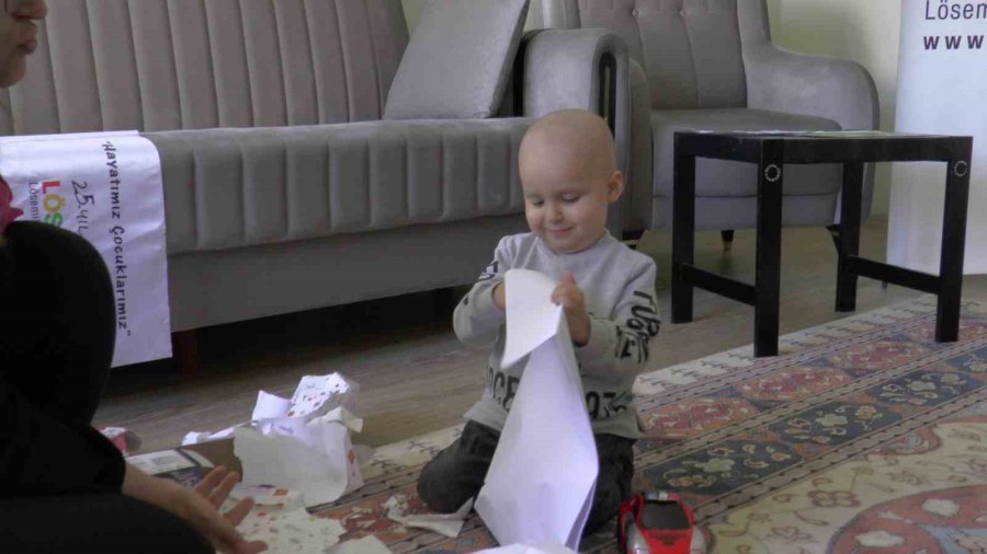 Lösemi Hastası Depremzede Ömer’e Bayram Öncesi Moral Ziyareti