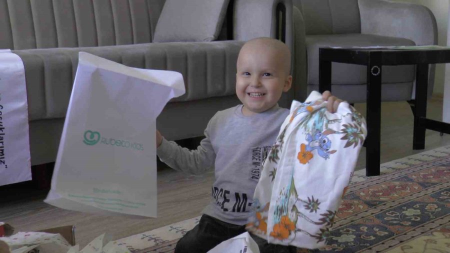 Lösemi Hastası Depremzede Ömer’e Bayram Öncesi Moral Ziyareti