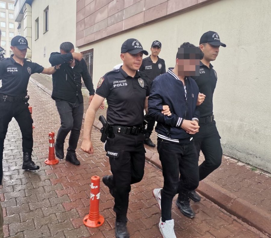 5 Kilo 750 Gram Uyuşturucuyla Yakalanan Şüpheliler Adliyede