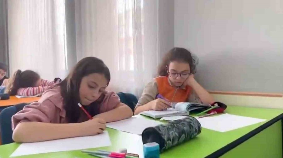 Kaymek’ten Miniklere Özel ’ödev Merkezi’