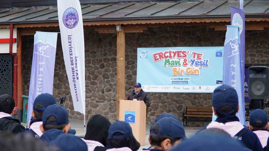 Erciyes’te 5 Ton Çöp Toplandı