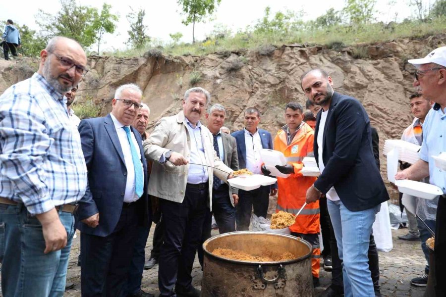 645. Evliyalar Günü Ve Pilav Etkinliği Coşkuyla Kutlandı