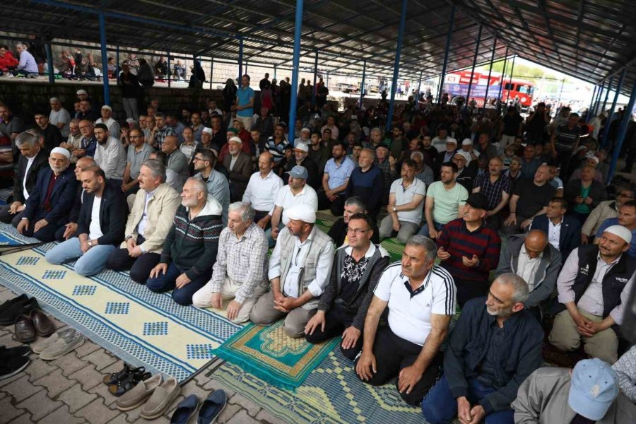 645. Evliyalar Günü Ve Pilav Etkinliği Coşkuyla Kutlandı