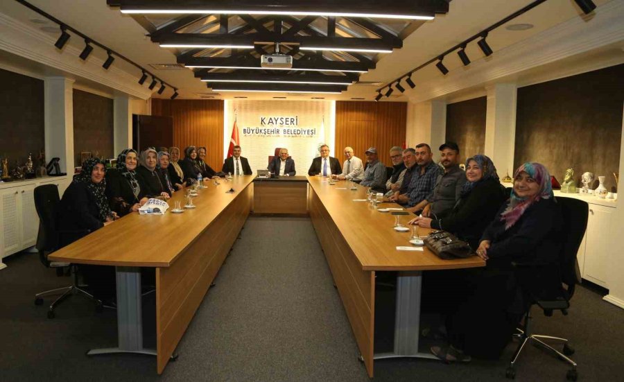 Başkan Büyükkılıç: "hemşehrilerimize En İyi Hizmeti Sunmaya Gayret Gösteriyoruz"