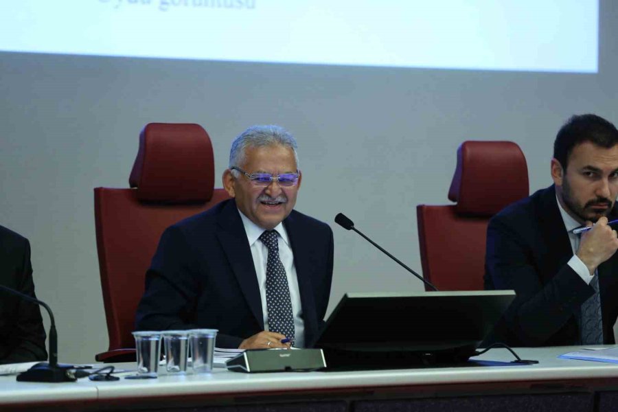 Büyükşehir Belediye Meclisi Toplandı