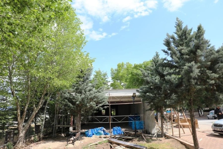 Başkan Çolakbayrakdar: "kocasinan’ın Sosyal Hayatına Canlılık Katıyoruz"