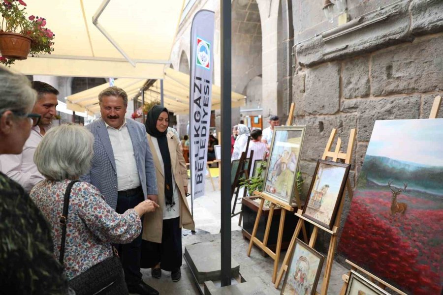 Melikgazi’nin Kursiyerleri Hünerlerini Sergiledi