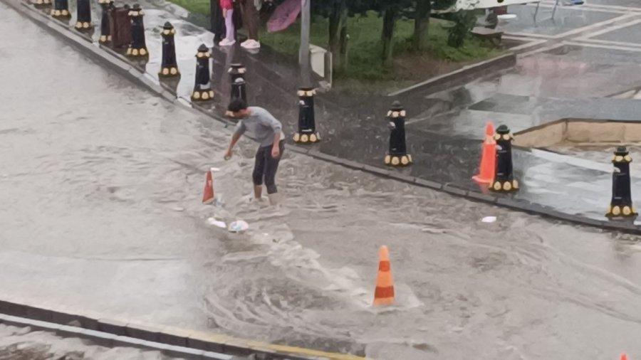 Develi Ve Tomarza’da Sel