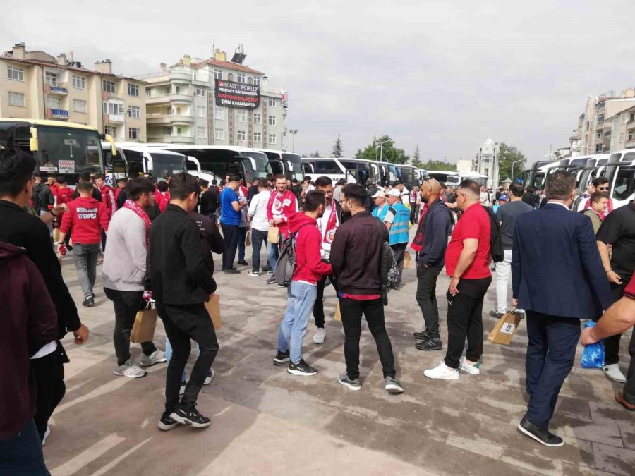 Karaman Fk’nin Taraftar Kafilesi Final Maçı İçin Ankara’ya Yola Çıktı