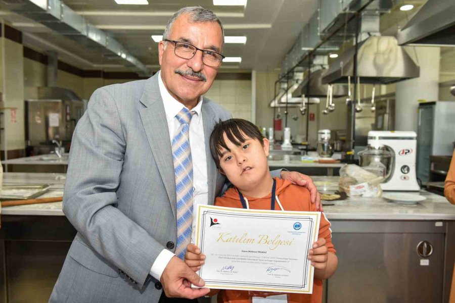 Kmü’de Özel İhtiyaçlı Çocuklara Yönelik Tarım Ve Doğa Uygulamaları Projesi