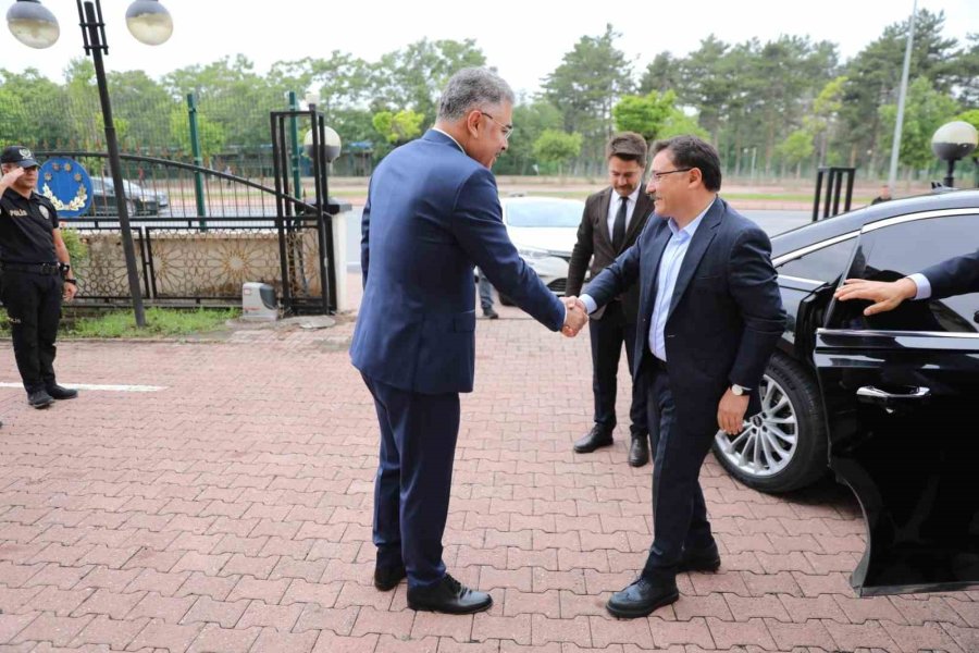 Vali Çiçek’ten İl Emniyet Müdürlüğü’ne Ziyaret