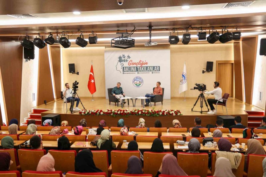 ’gençliğin Aklına Takılanlar’a Bu Kez Erol Göka Cevap Verdi