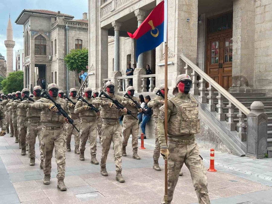 Aksaray’da Komandolardan Gururlandıran Gösteri