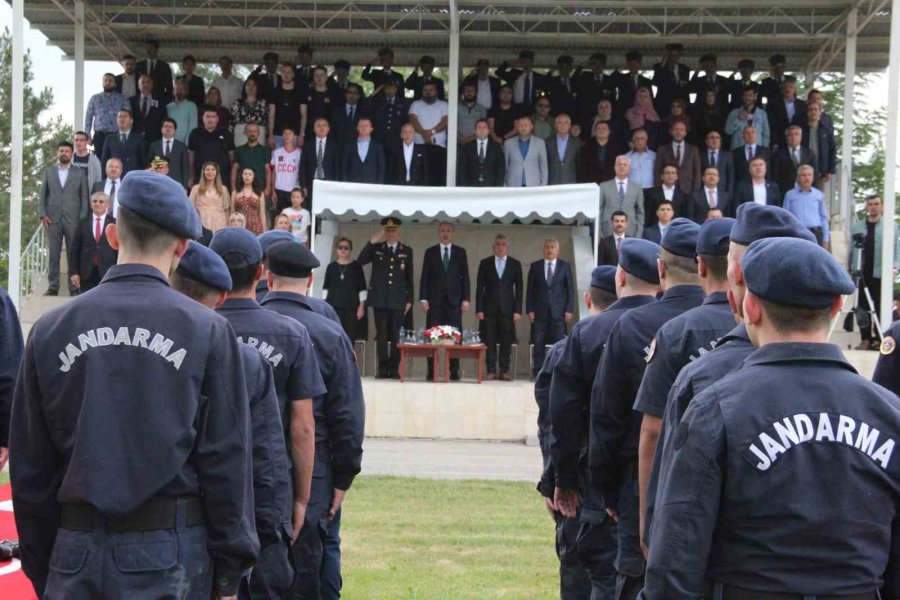 Karaman’da Bir Günlük Askerlik Yapan Engelliler Törenle Yemin Etti