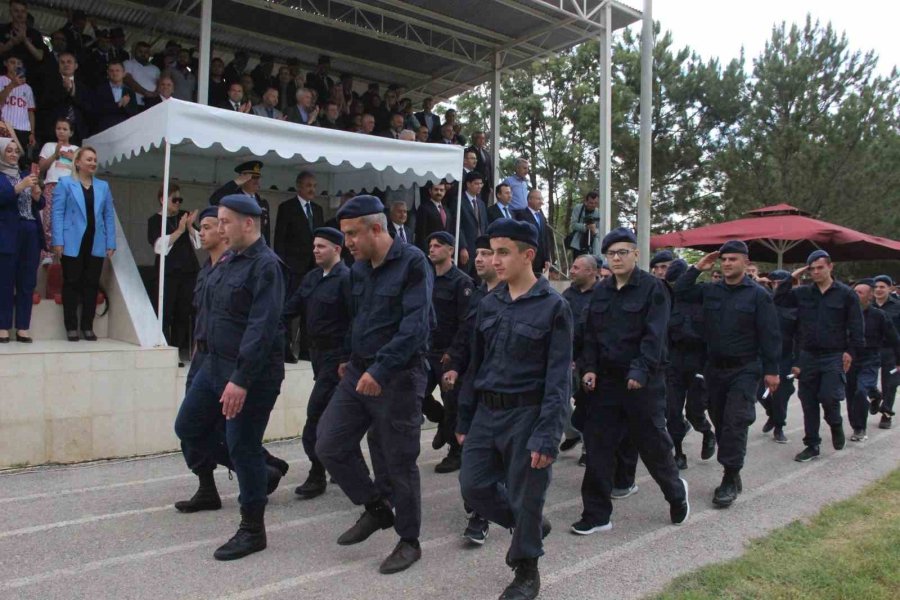 Karaman’da Bir Günlük Askerlik Yapan Engelliler Törenle Yemin Etti