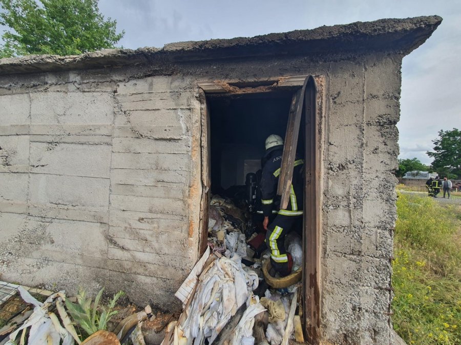 Kayseri’de Fabrika Yangını: Ekiplerin Müdahalesi Sürüyor