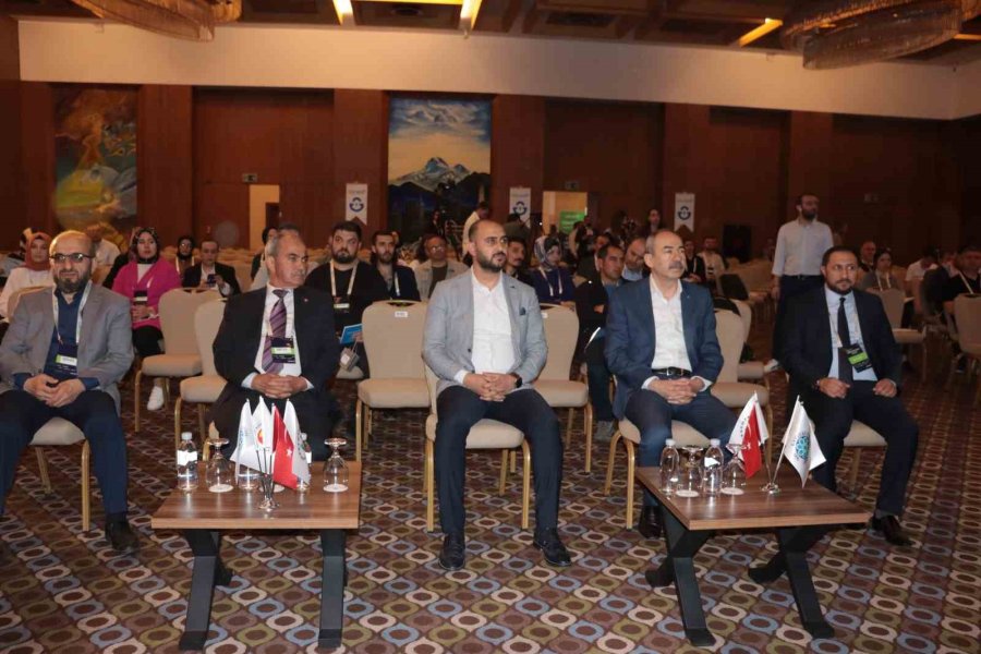 Gülsoy: "her Dönem Yükseliş Gerçekleştiren E-ticaret Hacmi, Pandemi Döneminde İse Adeta Zirve Yaptı"