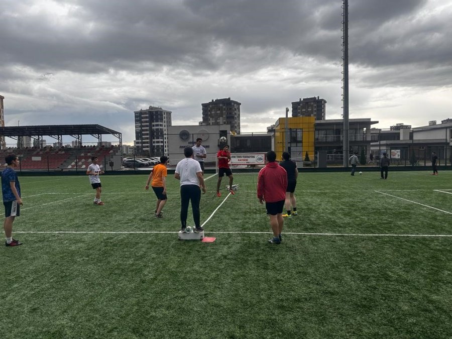 Kayseri Ayak Tenisi Şampiyonası Tamamlandı