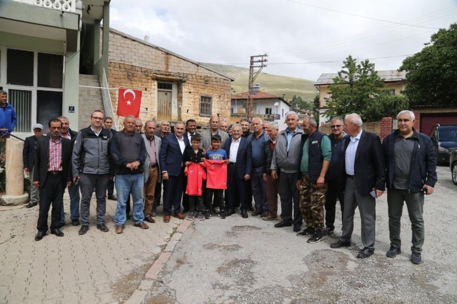 Başkan Büyükkılıç’tan Develi Ve Yahyalı’ya Geçmiş Olsun Ziyareti