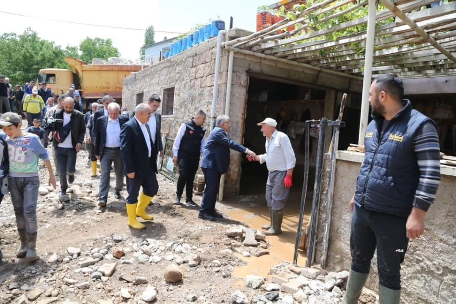 Başkan Büyükkılıç’tan Develi Ve Yahyalı’ya Geçmiş Olsun Ziyareti