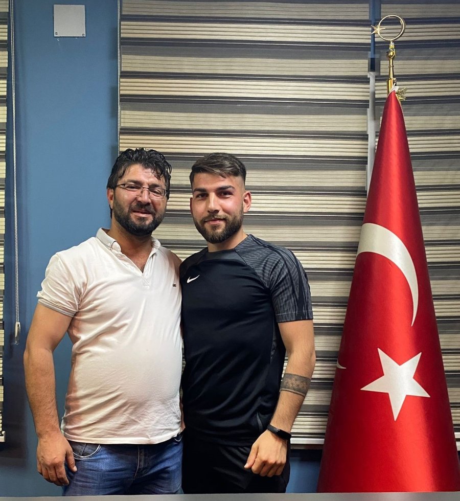 Erciyes Esen Makina Fk, İç Transferde 16 Oyuncu İle Anlaştı