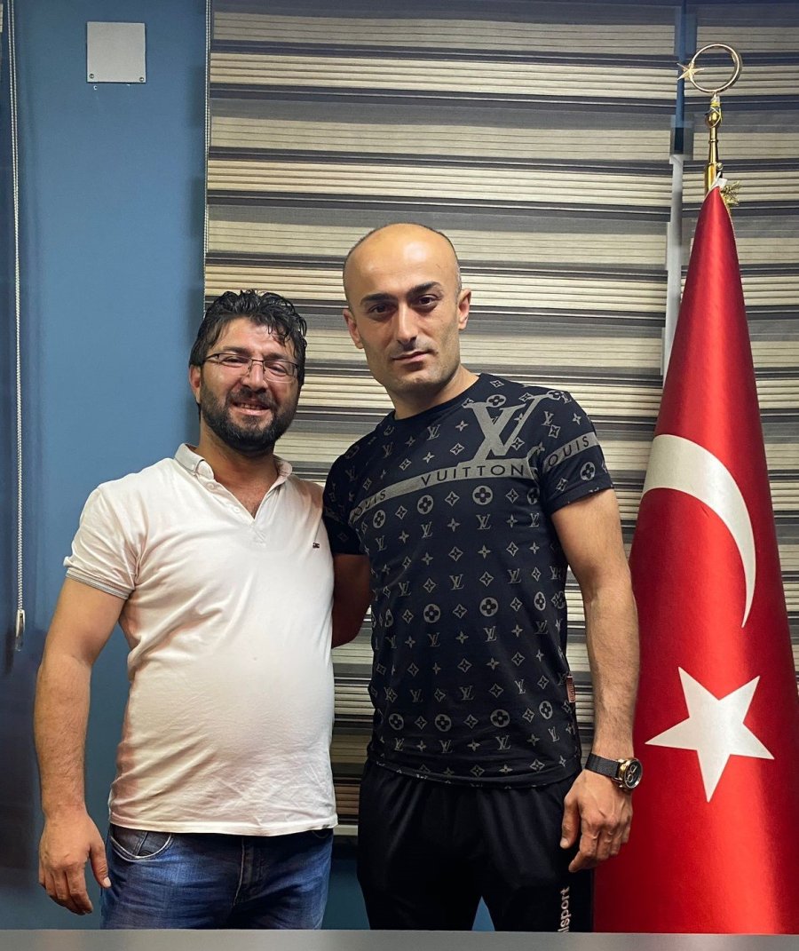 Erciyes Esen Makina Fk, İç Transferde 16 Oyuncu İle Anlaştı