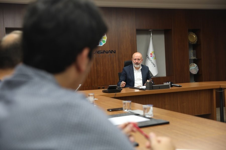 Başkan Çolakbayrakdar; “çözüm Merkezi, Vatandaş İle Belediye Başkanı Arasında Bir İletişim Kanalıdır”