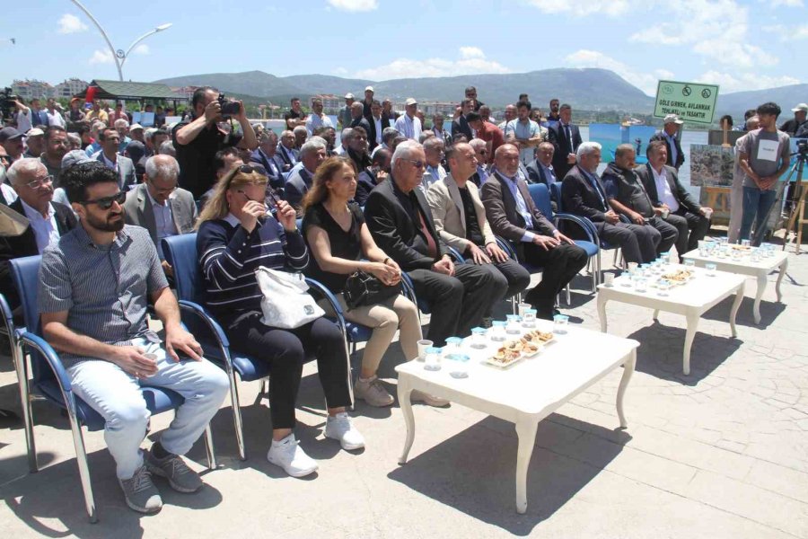 Beyşehir Gölü’nde Balık Avı Sezonunu Açıldı