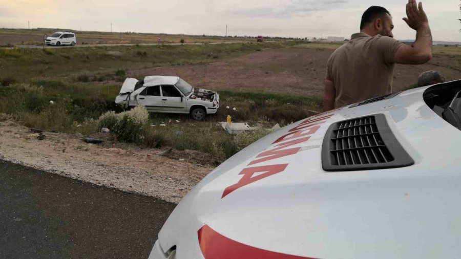 Aksaray’da 2 Araç Çarpıştı: 1’i Ağır 3 Yaralı