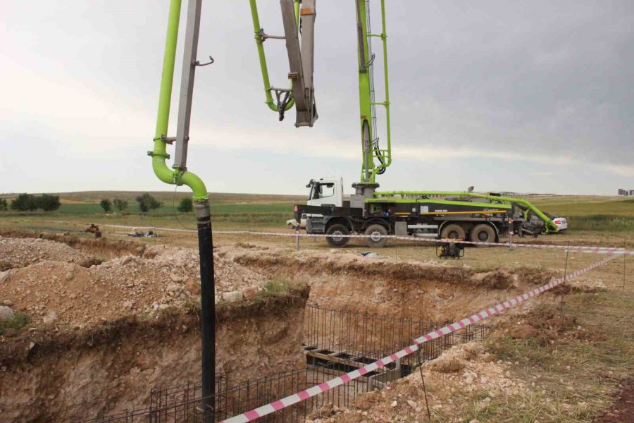 Karaman’da Türkiye’nin İlk Elma Borsası’nın Temeli Atıldı