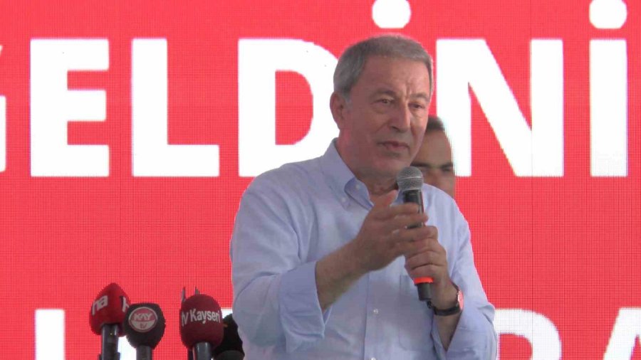 Kadınların El Emeği Göz Nuru Ürünleri Görücüye Çıktı