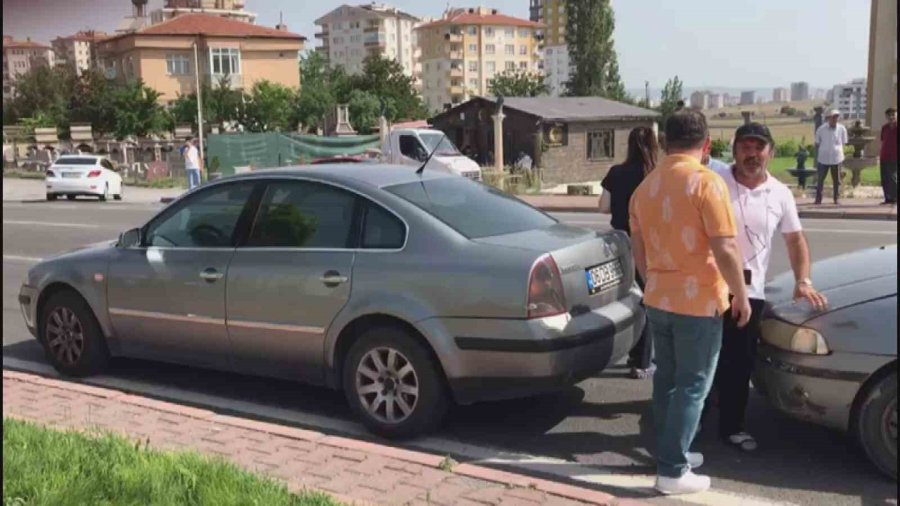 7 Araç Birbirine Girdi: 1 Yaralı