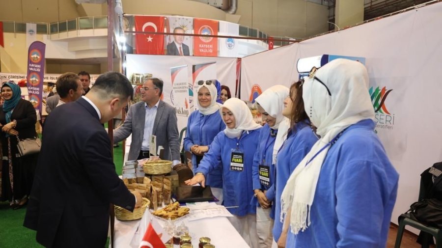 Hekkop, Girişimci Kadınların Ufkunu Açıyor