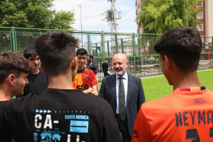 Başkan Çolakbayrakdar: “ziyagökalp’e Hem Çocuk Kulübü Hem De Daha Güzel Park Kazandırıyoruz”