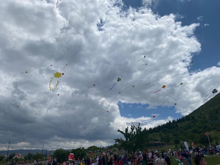 Babalar Günü’nde Anlamlı Şenlik