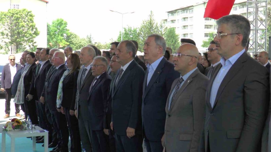 Bakan Özhaseki: “deprem Bölgesindeki Kent Merkezlerinde ‘yerinde Dönüşüm’ Yapacağız”