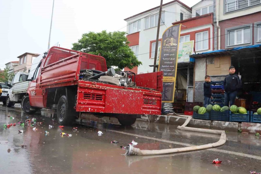 Kayseri’de Sağanak Yağış: Evleri Ve Dükkanları Su Bastı