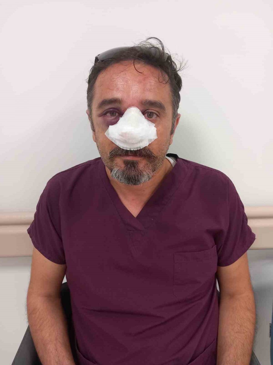 Hastanede İki Temizlik Görevlisi Darp Edildi, Olay Kınandı